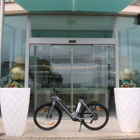 Pisa Tower Plaza 호텔 외부 사진 The first electric bicycle in the world