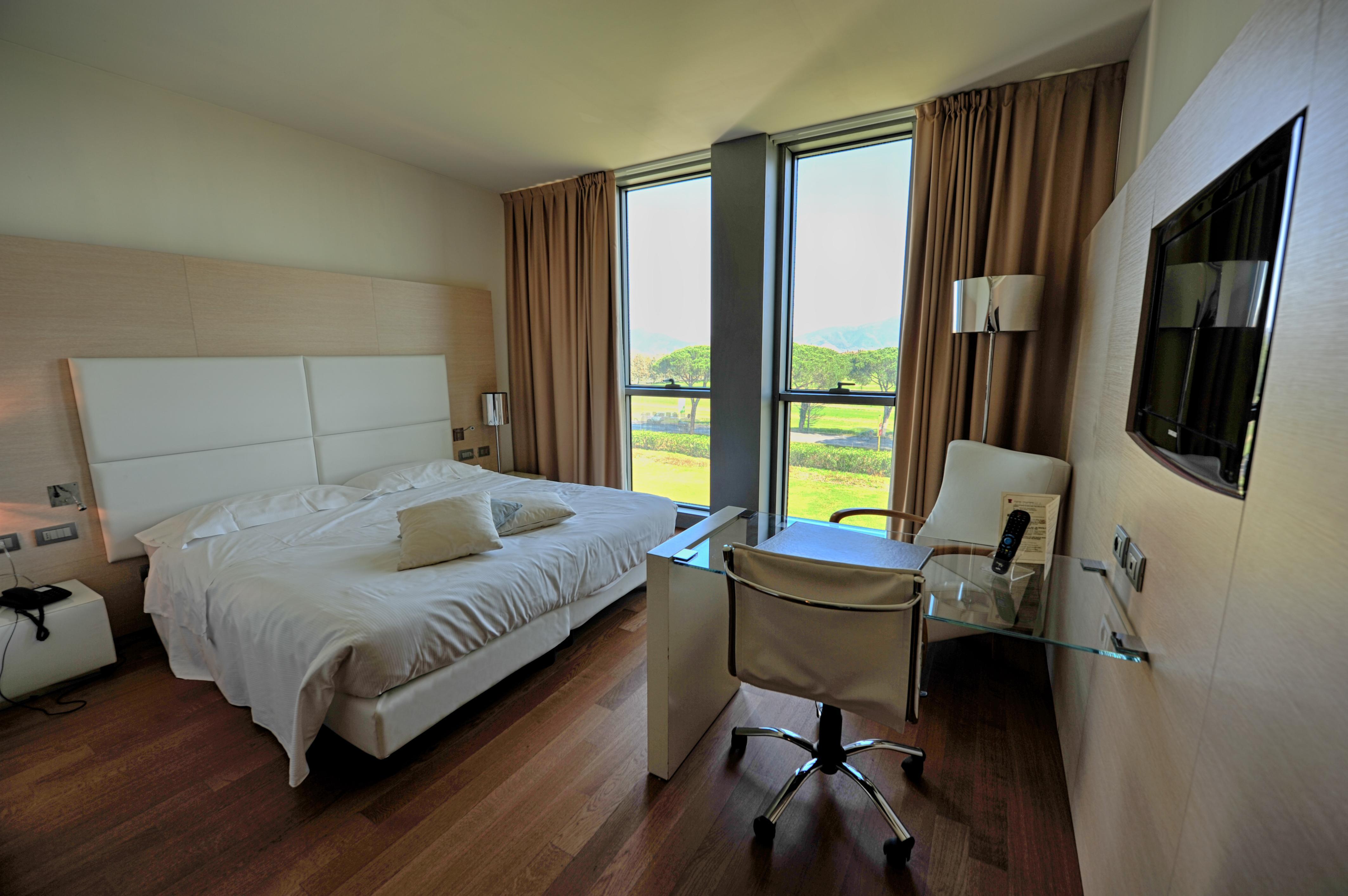 Pisa Tower Plaza 호텔 외부 사진 A room at the hotel