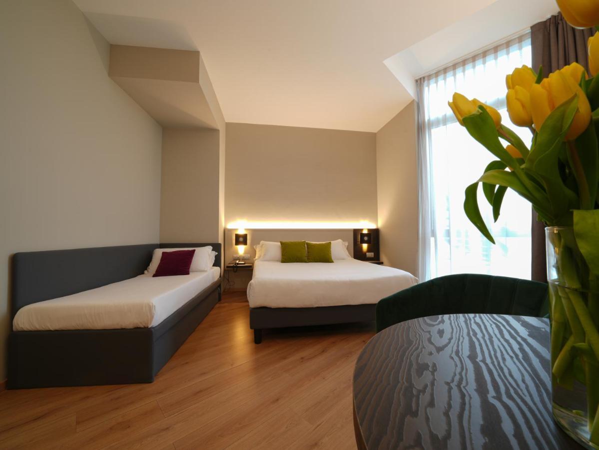 Pisa Tower Plaza 호텔 외부 사진 A room at the hotel